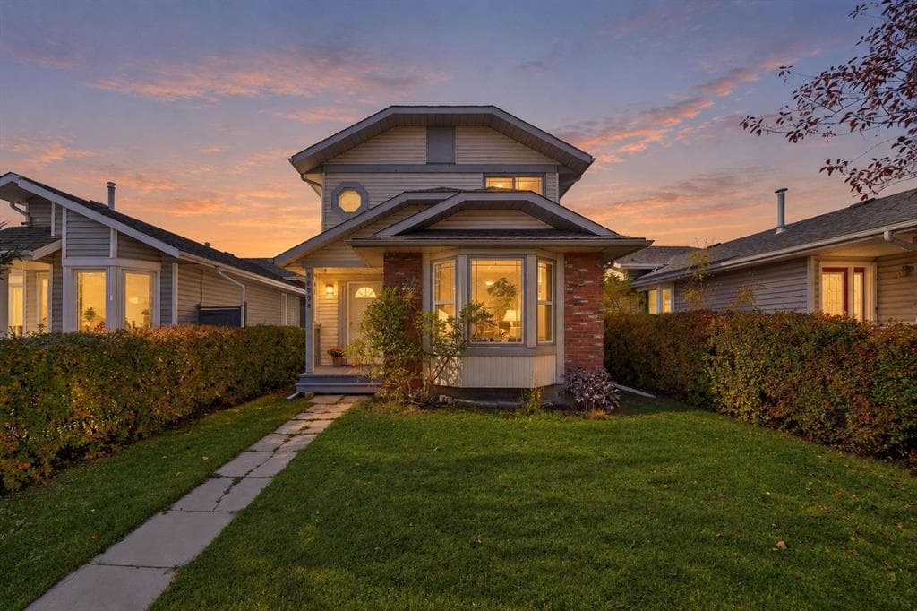 3-bed Detached for sale at 16279 5 Street SW, Calgary