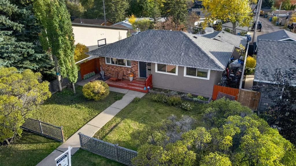 5-bed Detached for sale at 4539 26 Avenue SW, Calgary