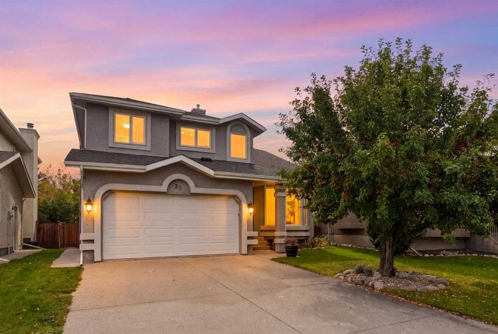 4-bed Detached for sale at 21 Mt Robson Close SE, Calgary