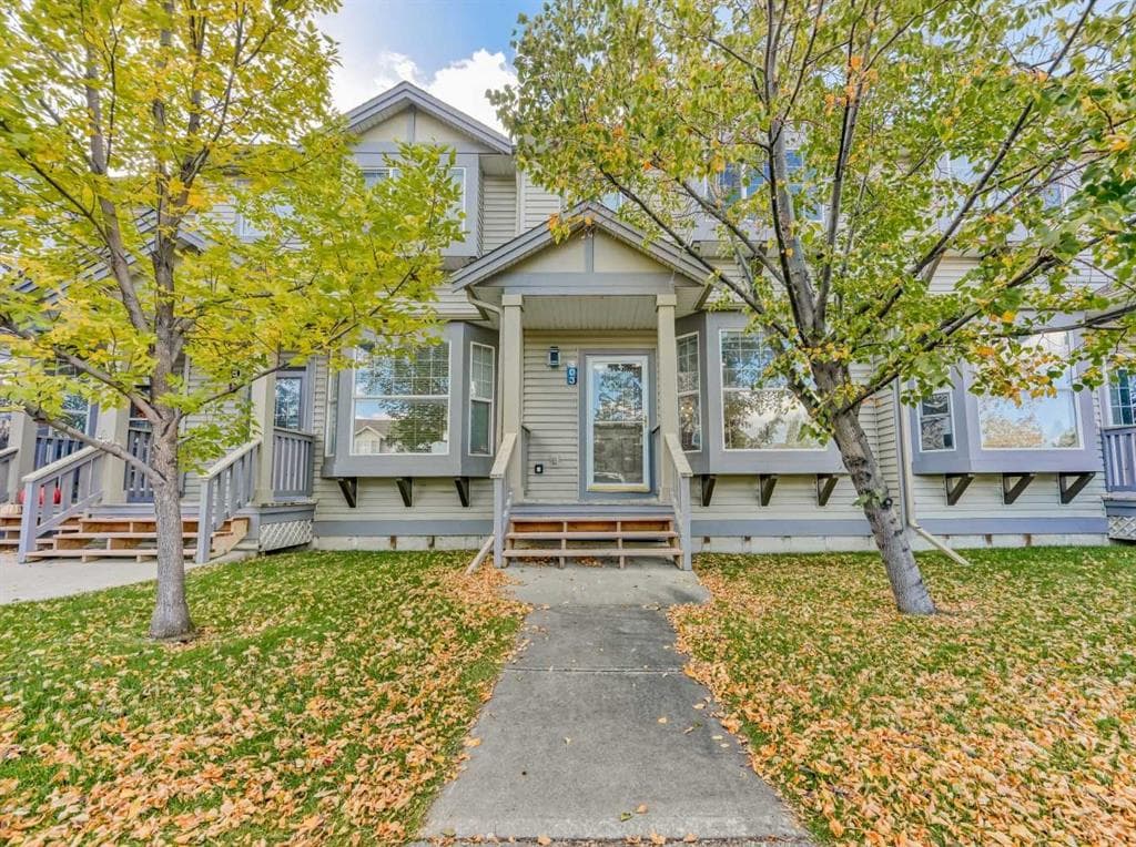 3-bed Townhouse for sale at 303, 2005 Luxstone Boulevard SW, Airdrie