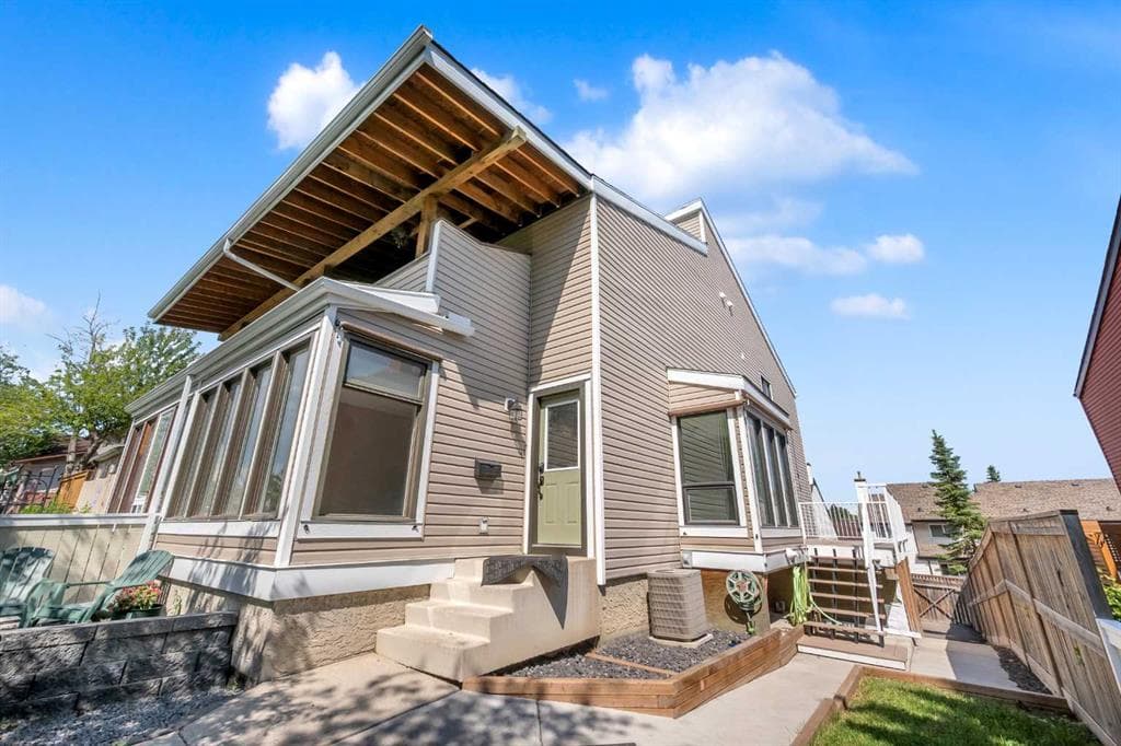 3-bed Semi-detached for sale at 15 Ranch Glen Drive NW, Calgary
