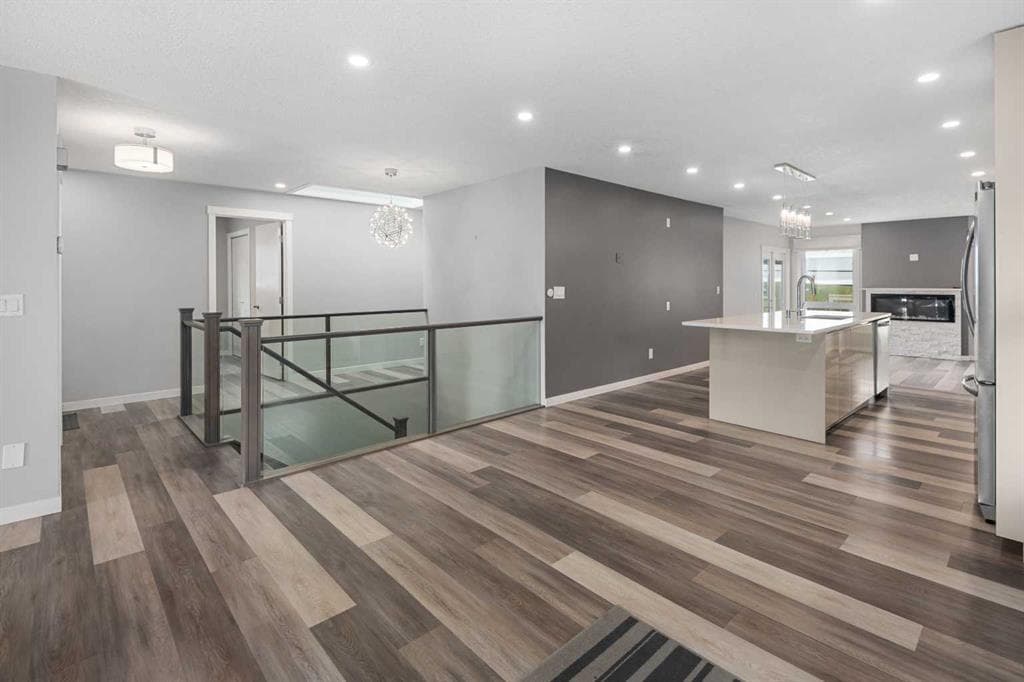 4-bed Detached for sale at 51 Woodmont Road SW, Calgary