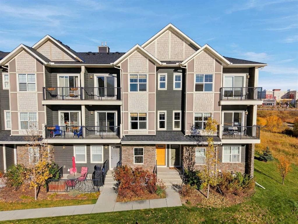 2-bed Townhouse for sale at 412, 250 Fireside View, Cochrane