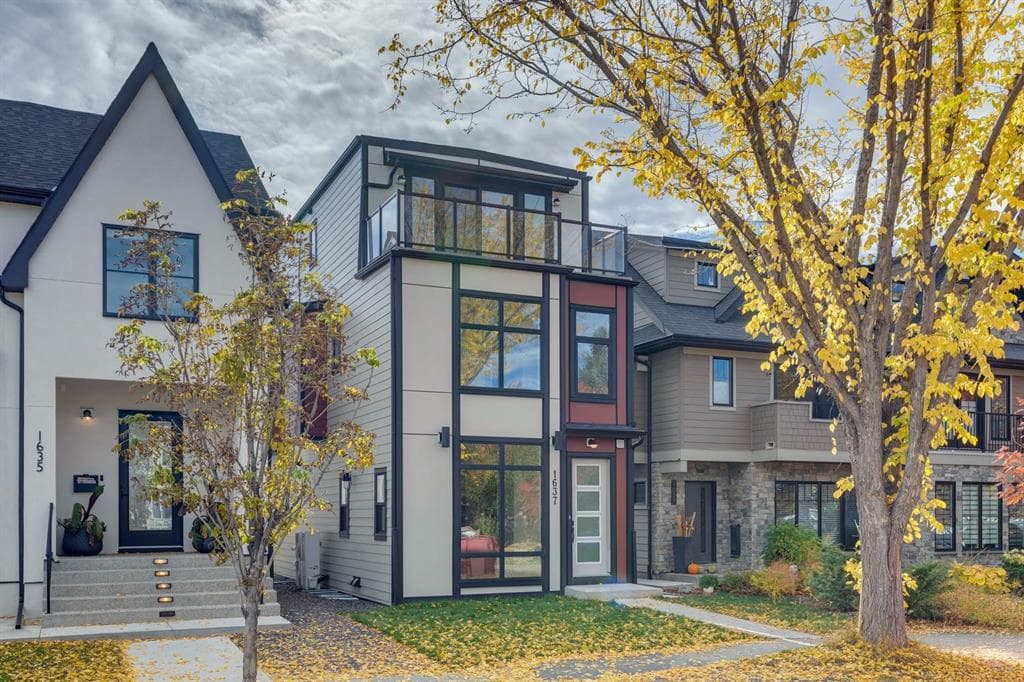 5-bed Detached for sale at 1637 Bowness Road NW, Calgary