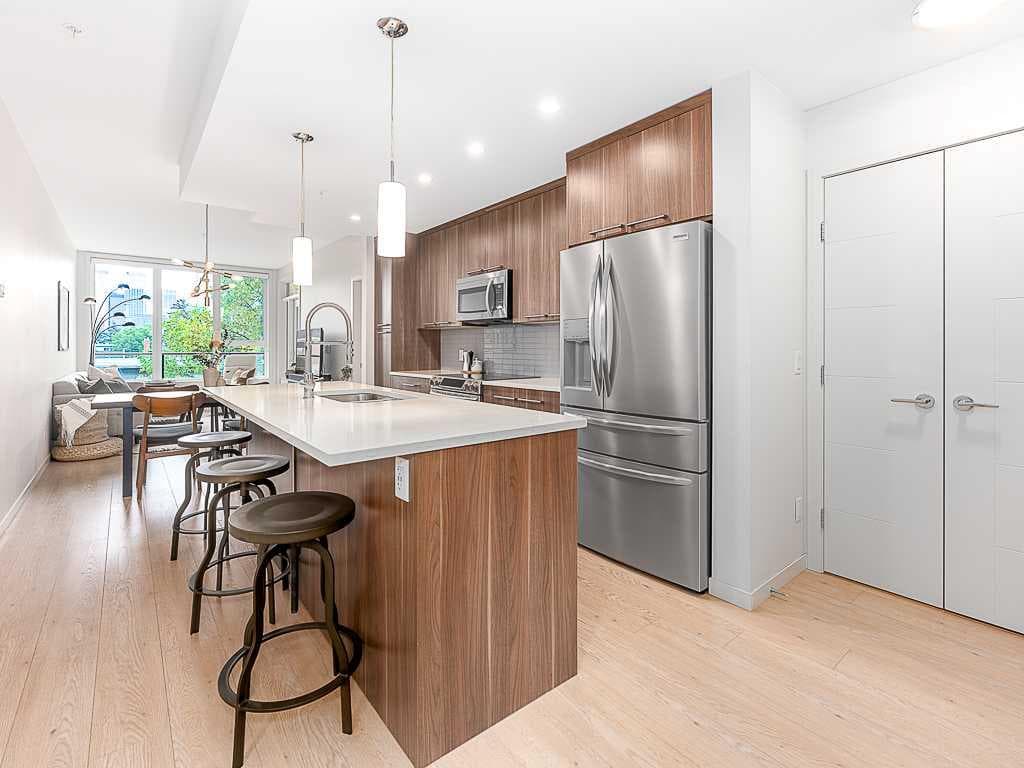 2-bed Apartment for sale at 302, 317 22 Avenue SW, Calgary