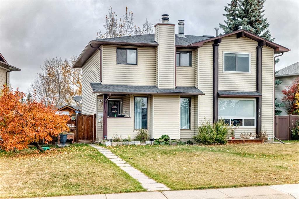 240 Jensen Drive NE — photo 1