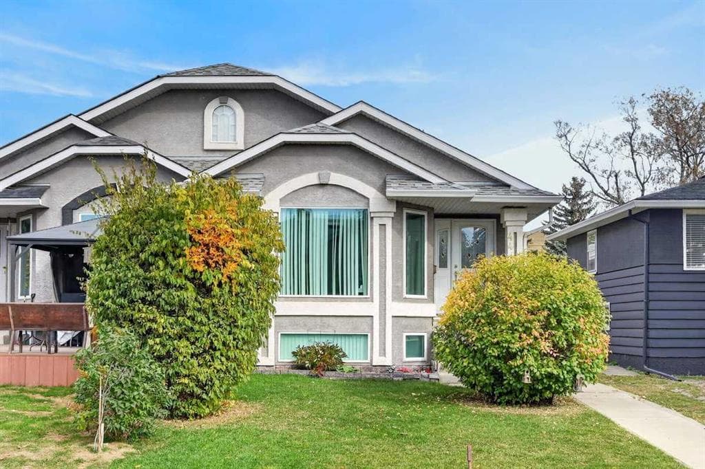 4-bed Semi-detached for sale at 4418 20 Avenue NW, Calgary