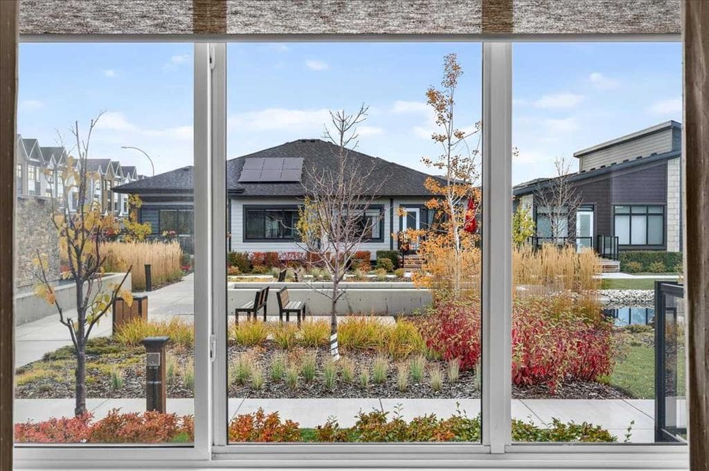 3-bed Semi-detached for sale at 358 Marina Cove SE, Calgary