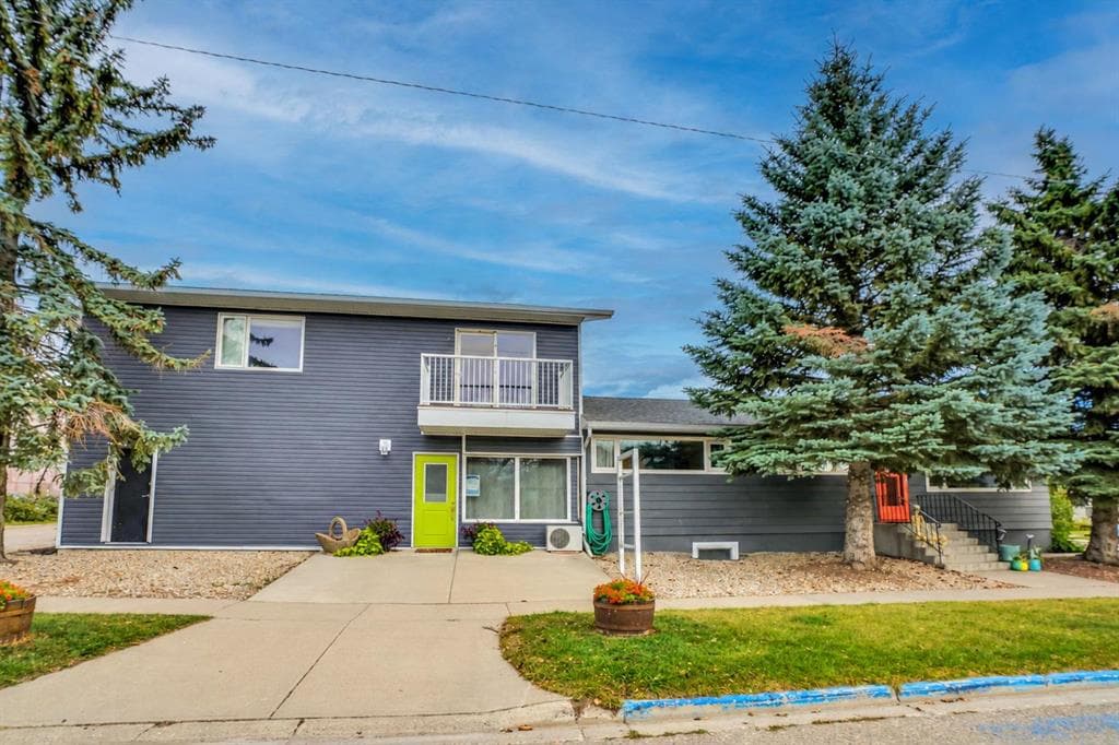 413 3 Street — photo 1