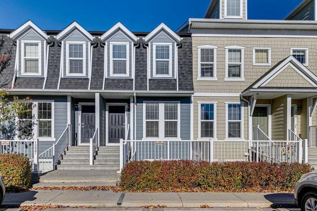 2-bed Townhouse for sale at 1223 Auburn Bay Circle SE, Calgary