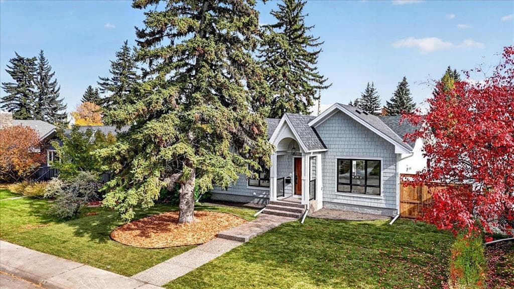 5-bed Detached for sale at 60 Governor Drive SW, Calgary