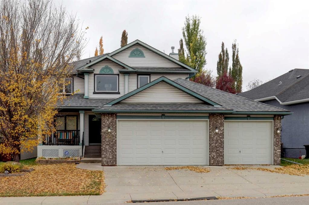63 Sierra Madre Crescent SW — photo 1