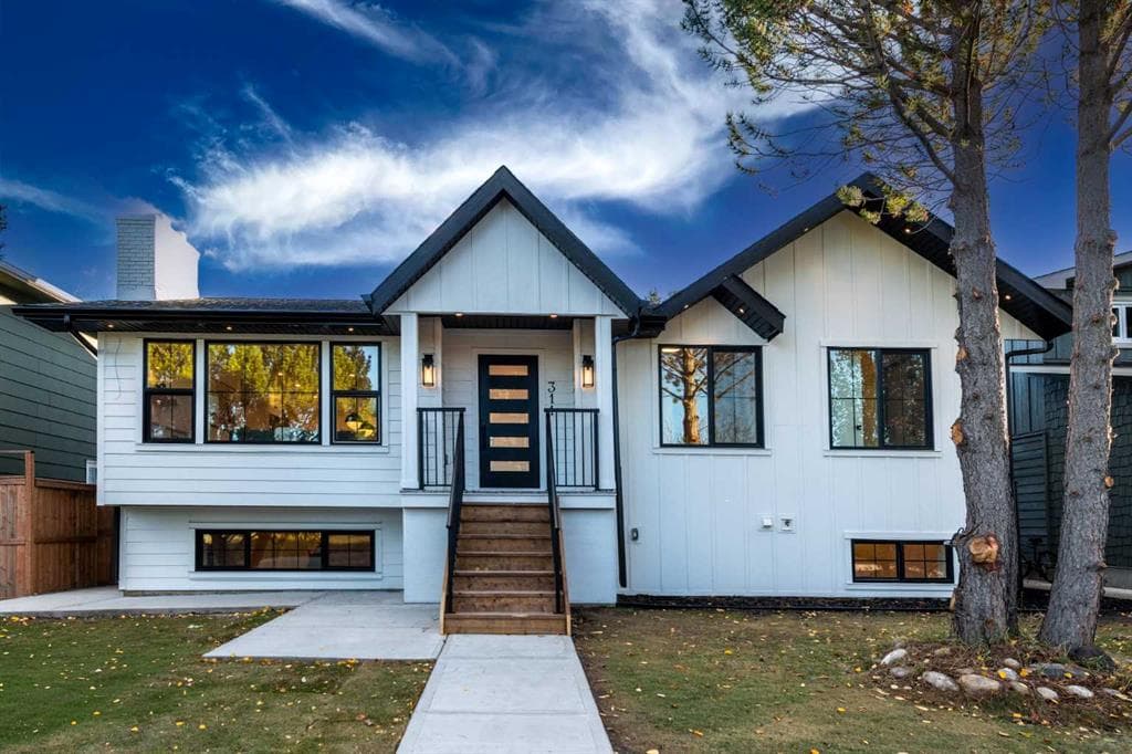 311 parkglen Crescent SE — photo 1