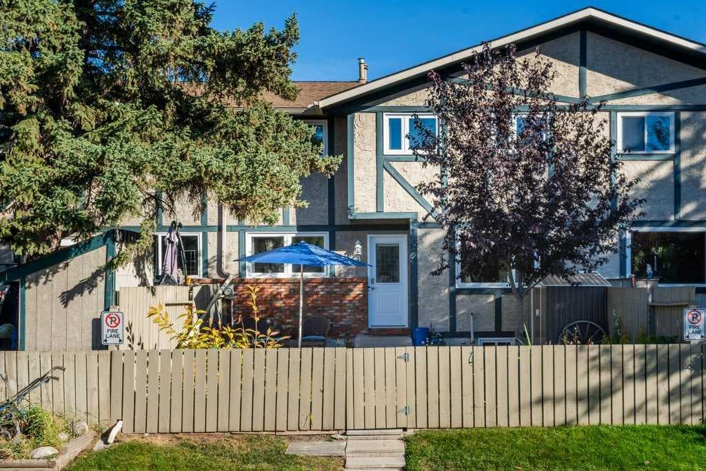 8N, 203 Lynnview Road SE — photo 1