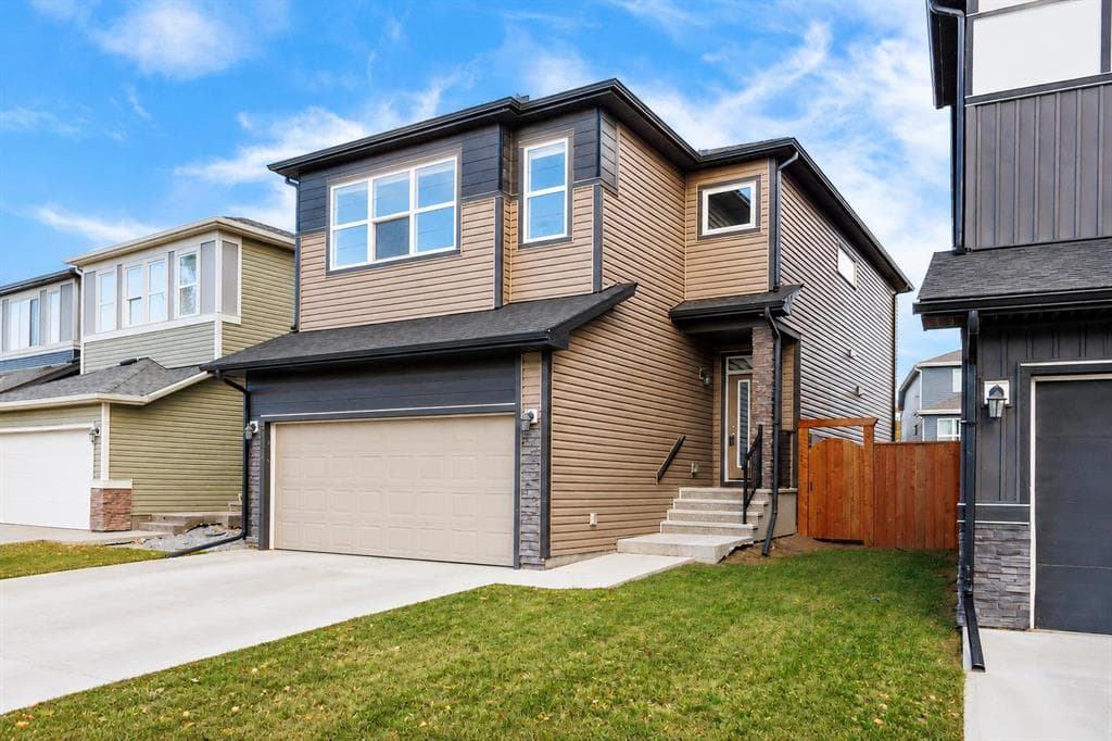 3-bed Detached for sale at 62 Wolf Hollow Way SE, Calgary