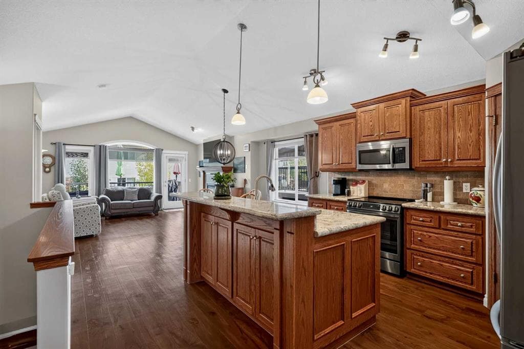 4-bed Detached for sale at 226 Cimarron Drive, Okotoks
