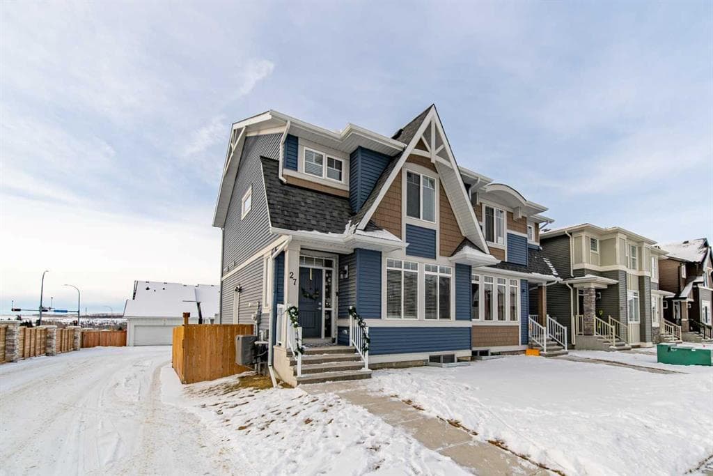 27 Iris Crescent — photo 1