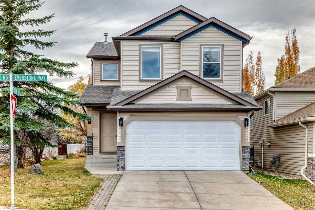 5-bed Detached for sale at 140 Everstone Way SW, Calgary