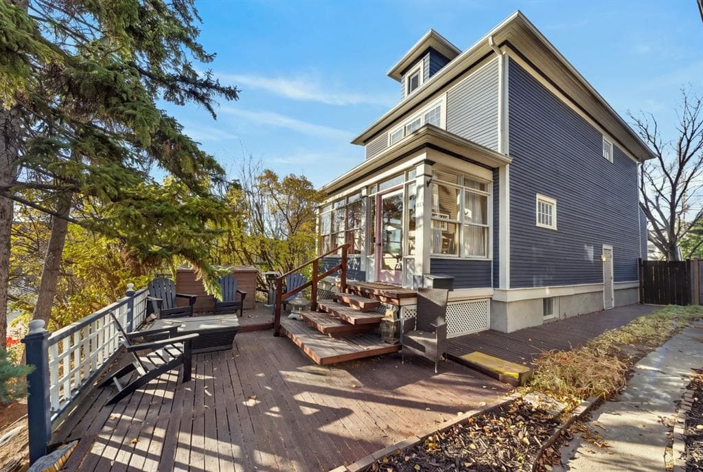 4-bed Detached for sale at 2619 15 Street SW, Calgary
