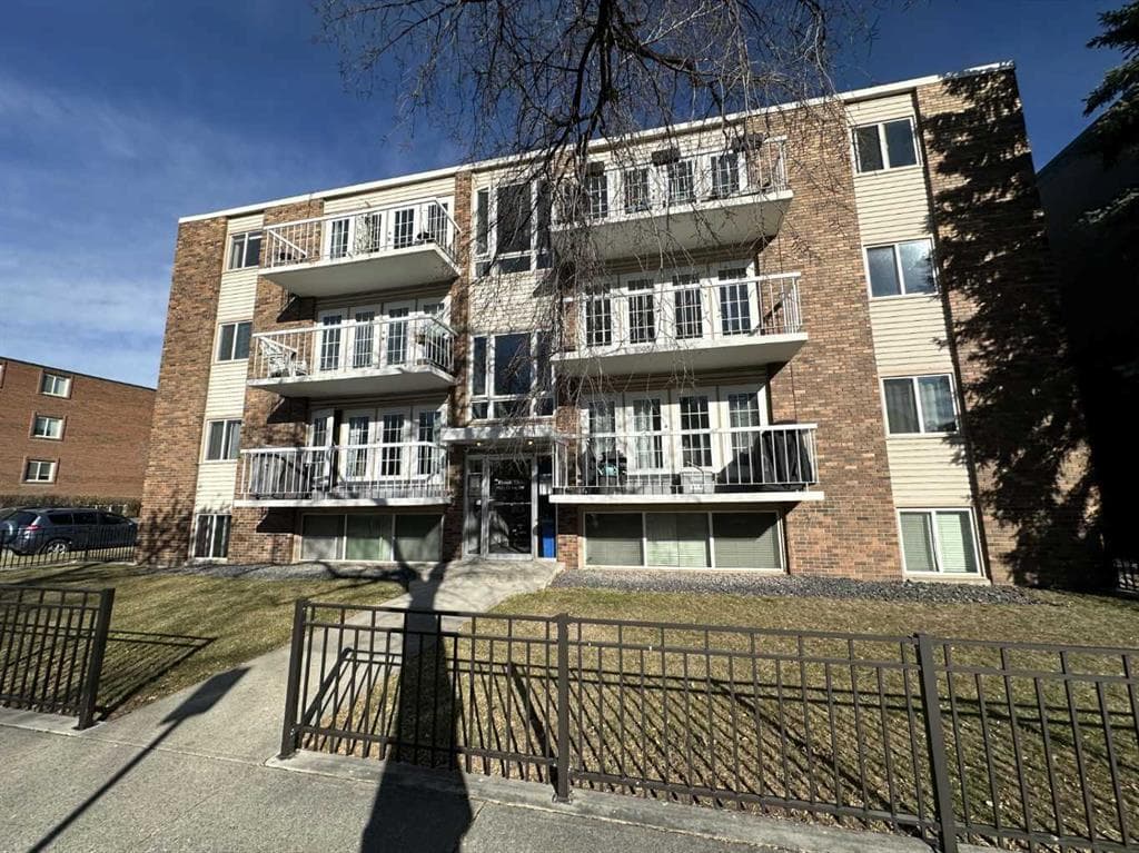 1-bed Apartment for sale at 204, 1534 15 Avenue SW, Calgary