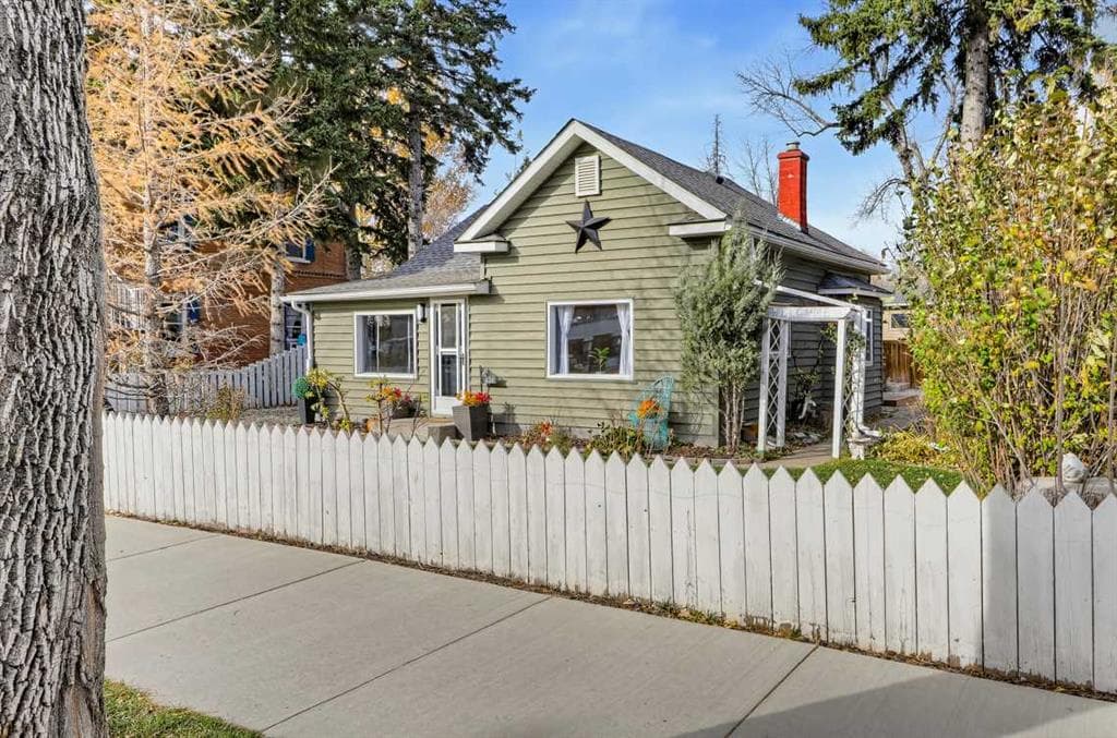 436 Macleod Trail SW — photo 1