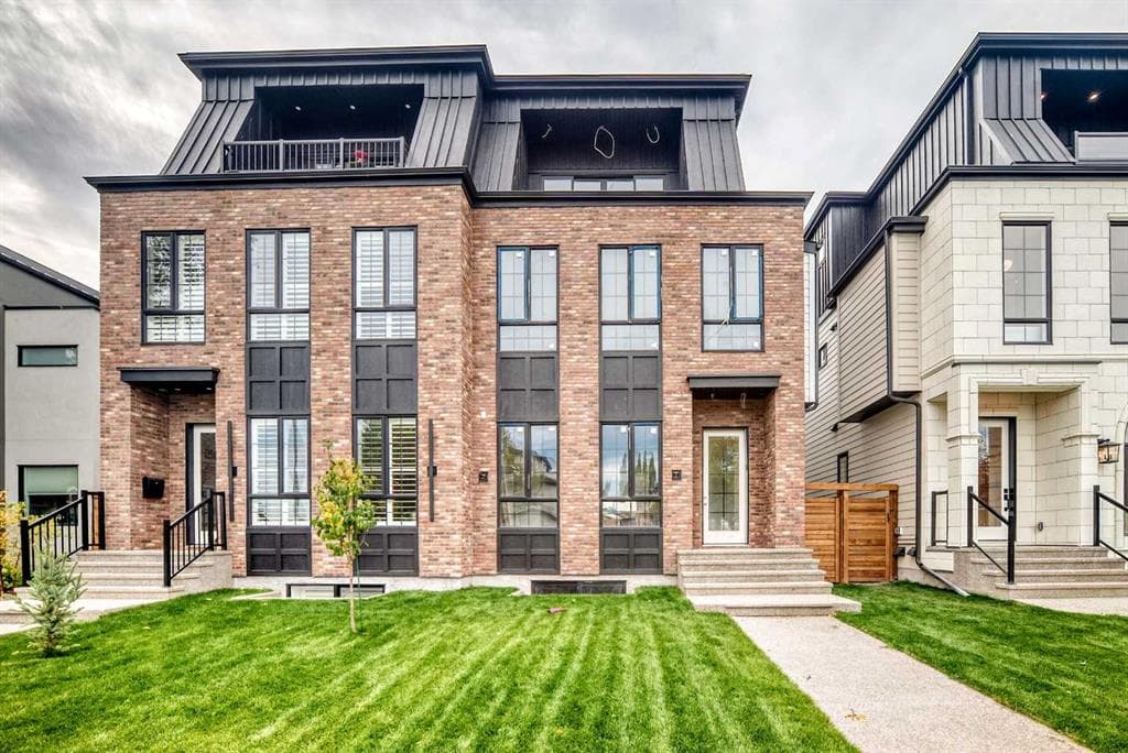 2539 19 Street SW — photo 1