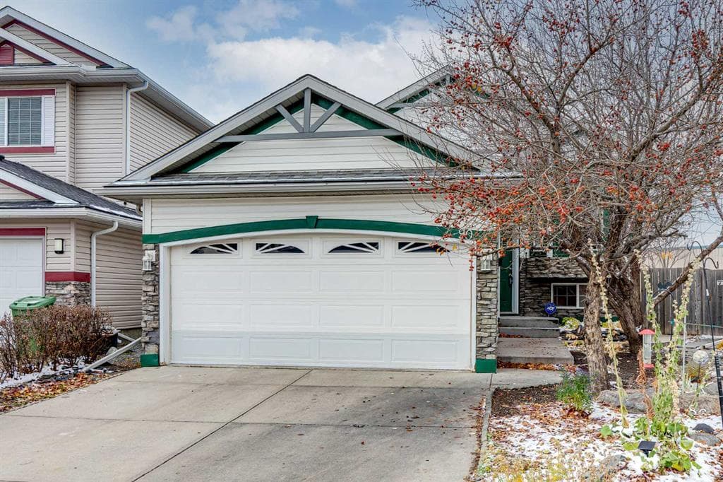 4-bed Detached for sale at 90 Chapalina Park Crescent SE, Calgary