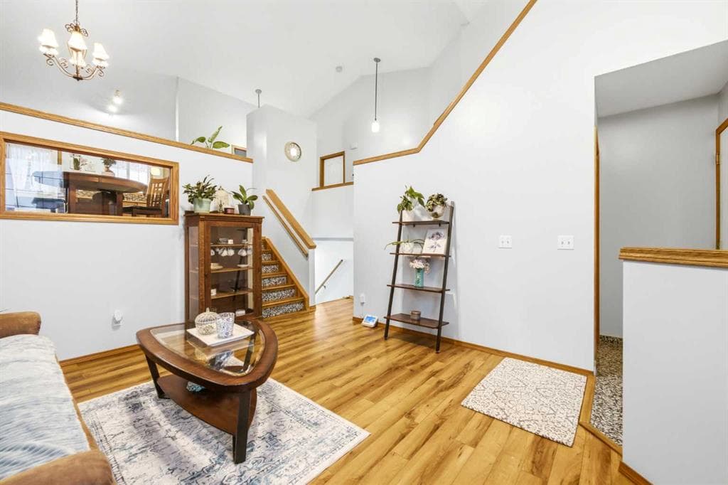 4-bed Detached for sale at 10 Cimarron Meadows Way, Okotoks