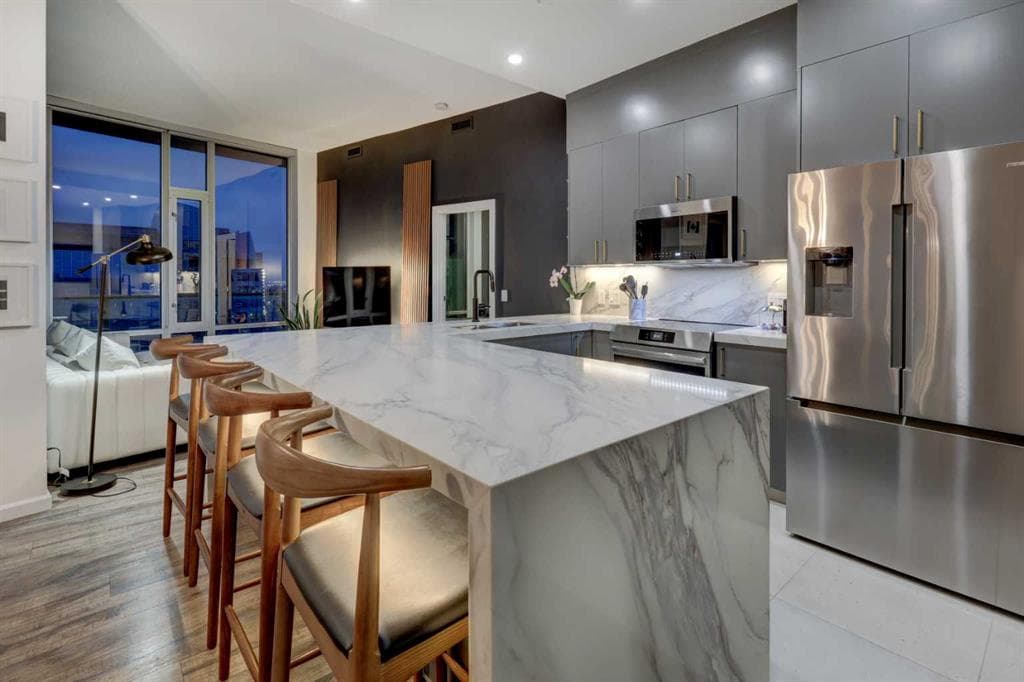 2-bed Apartment for sale at 3301, 210 15 Avenue SE, Calgary