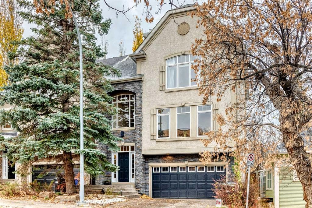 2141 15 Street SW — photo 1