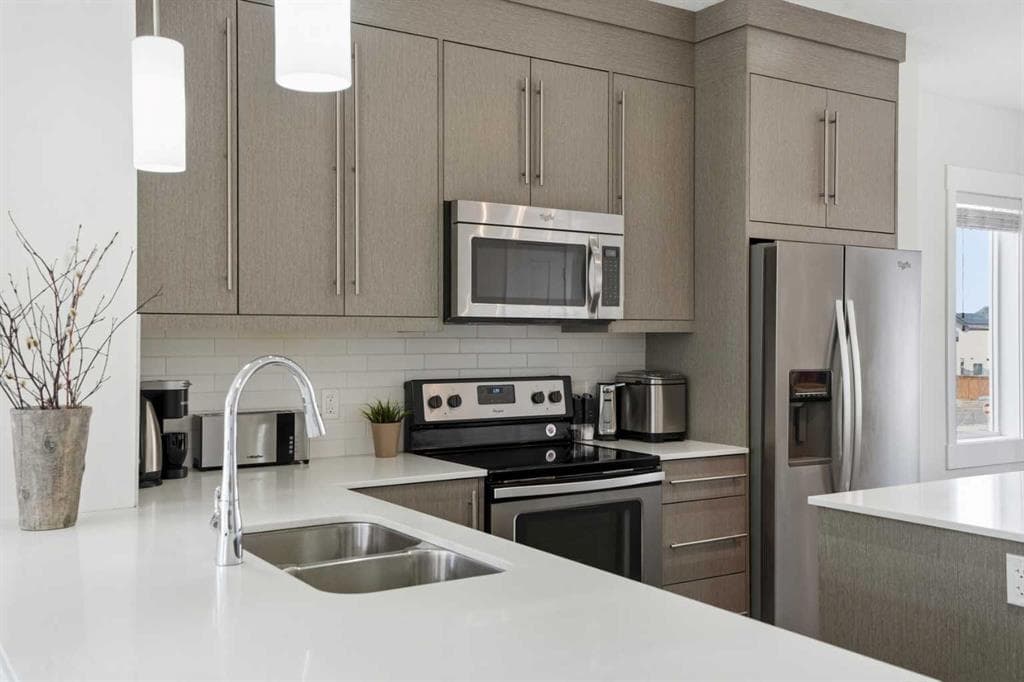 70, 111 Rainbow Falls Gate — photo 1