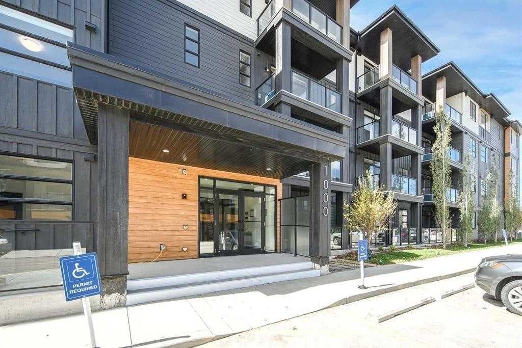 1207, 55 Lucas Way NW — photo 1
