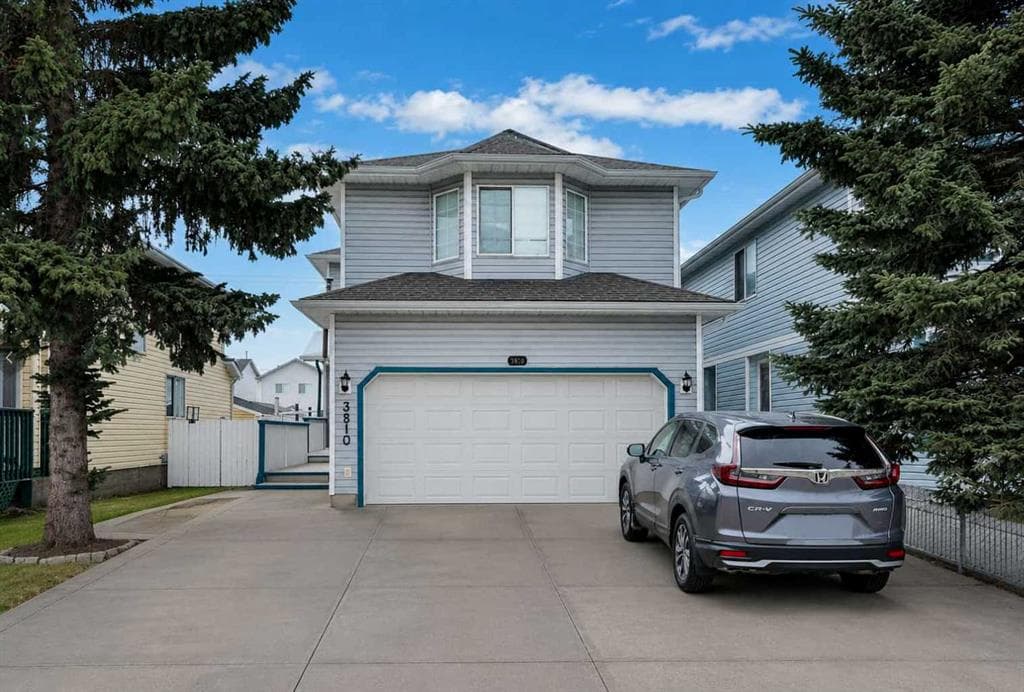 5-bed Detached for sale at 3810 Catalina Boulevard NE, Calgary