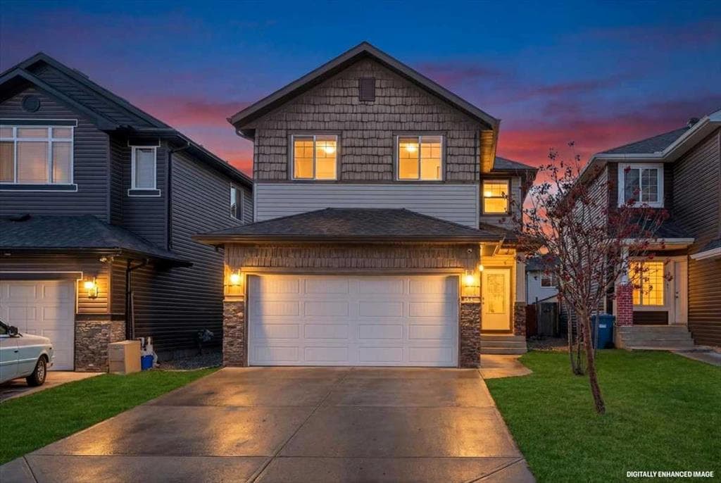 34 Saddlecrest Crescent NE — photo 1