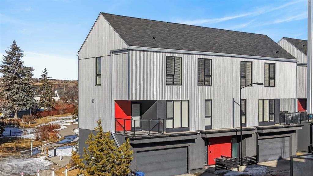 403 Bow Grove NW — photo 1