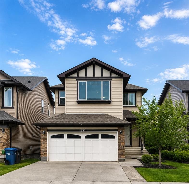 1580 New Brighton Drive SE — photo 1