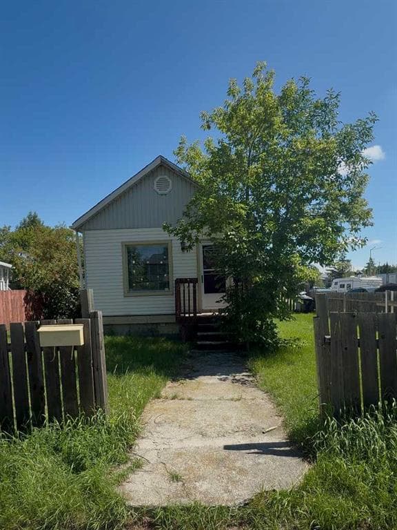 2740 16A Street SE — photo 1