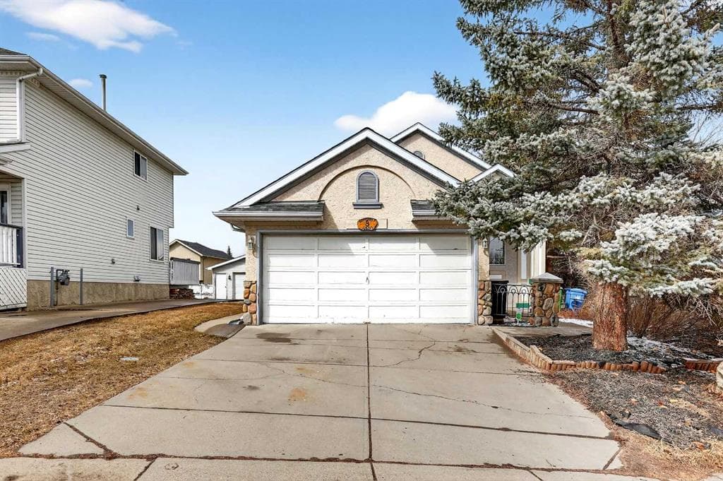 3-bed Detached for sale at 8 Somerset Gate SW, Calgary