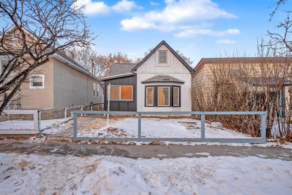 2-bed Detached for sale at 1022 18 Avenue, Calgary