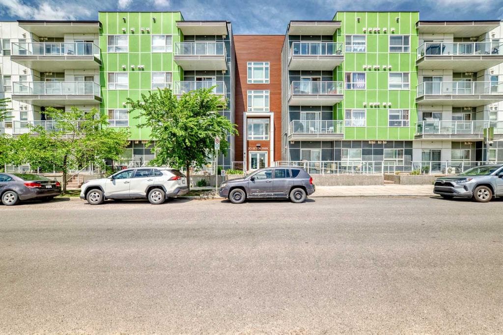 212, 20 Seton Park SE — photo 1