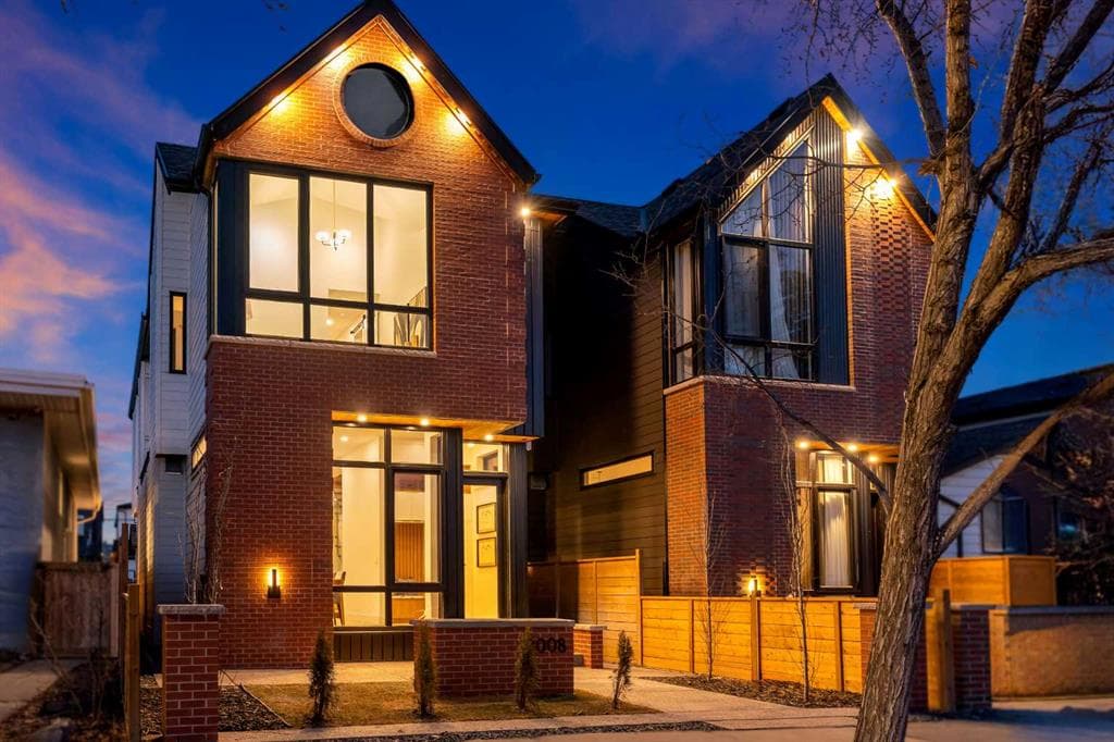 4-bed Detached for sale at 2008 8 Avenue SE, Calgary