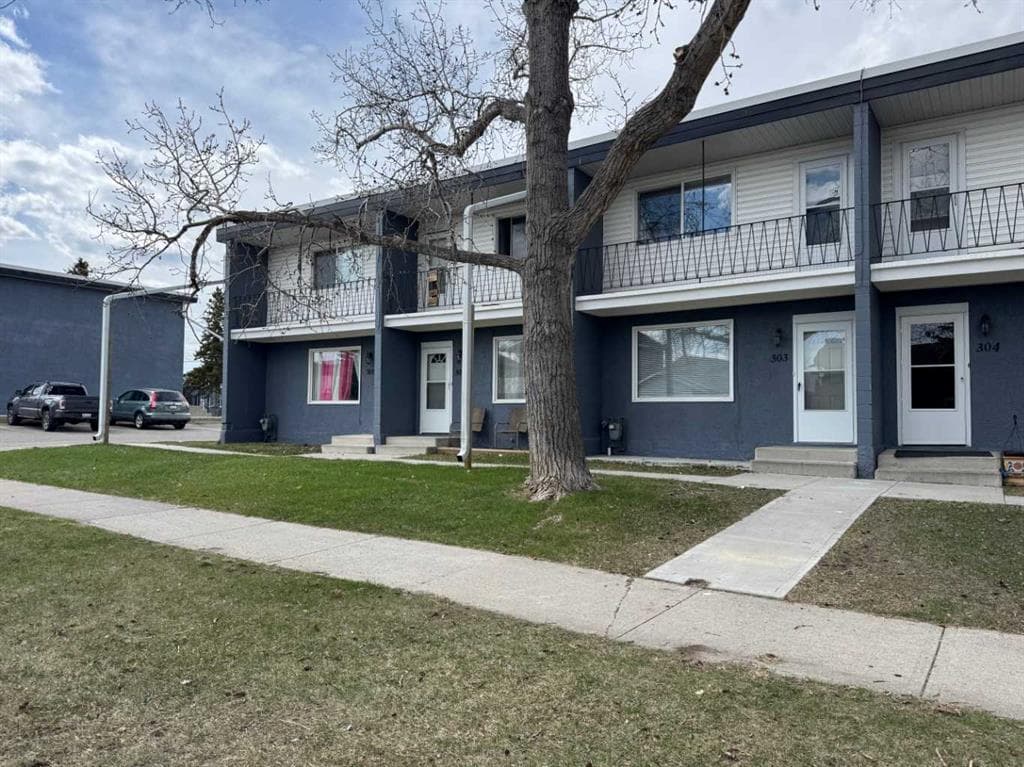 3-bed Townhouse for sale at 303, 2211 19 Street NE, Calgary