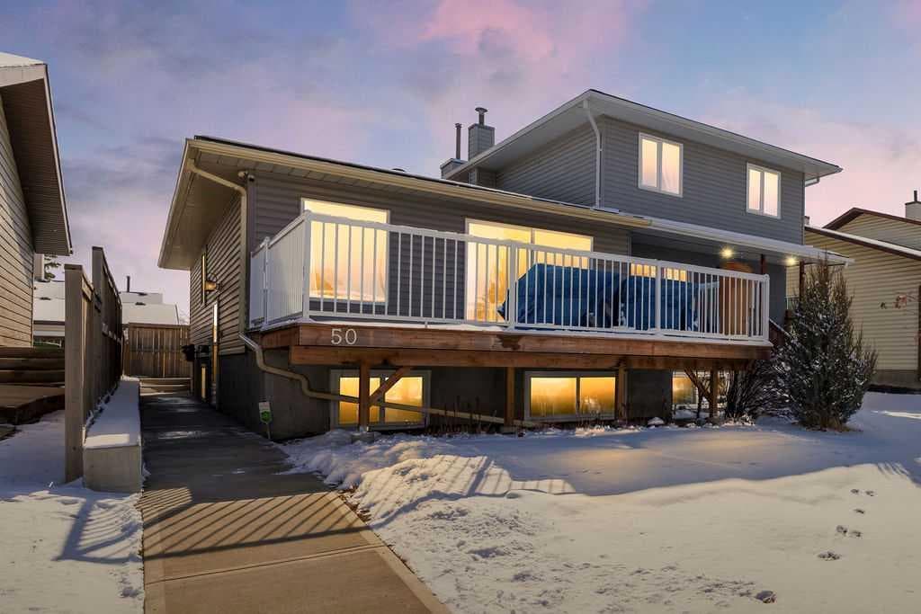 4-bed Semi-detached for sale at 50 Cedarwood Rise SW, Calgary