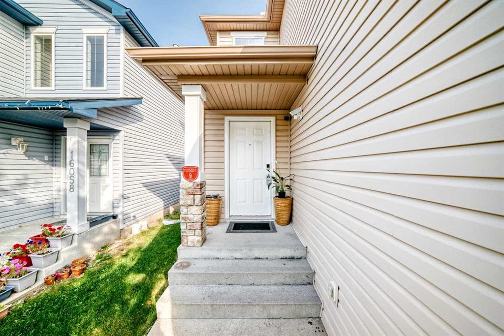 16062 Everstone Road SW — photo 1