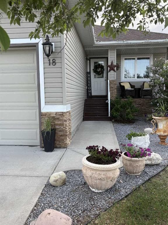 5-bed Detached for sale at 18 Wyndham Park View, Carseland