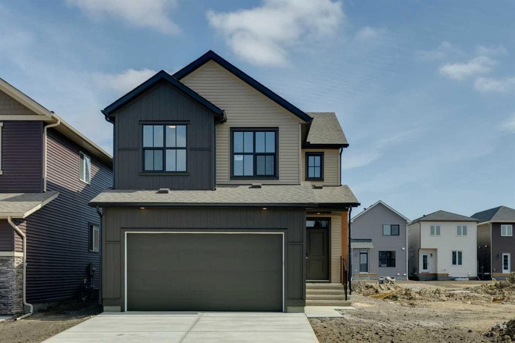302 Hotchkiss Common SE — photo 1