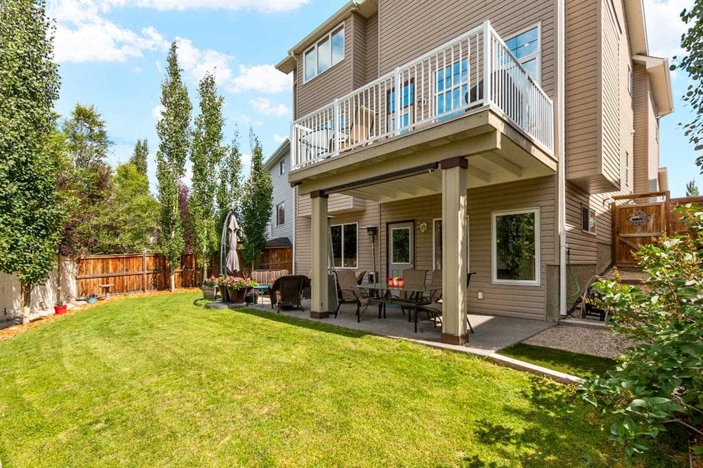 117 Kingsland Court SE — photo 1