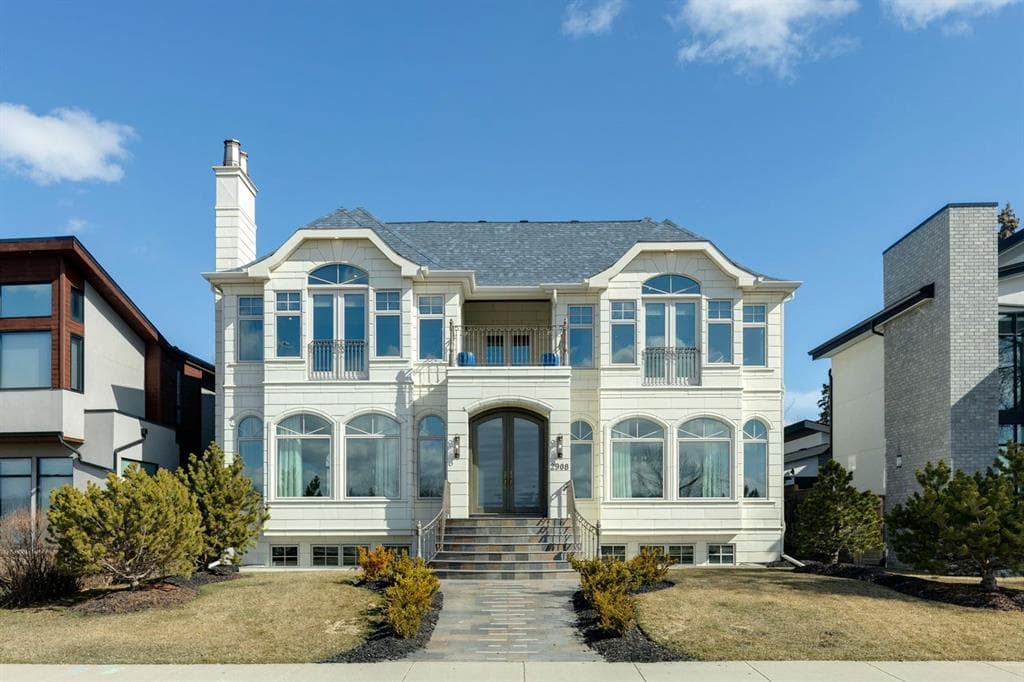 4-bed Detached for sale at 2908 Toronto Crescent NW, Calgary