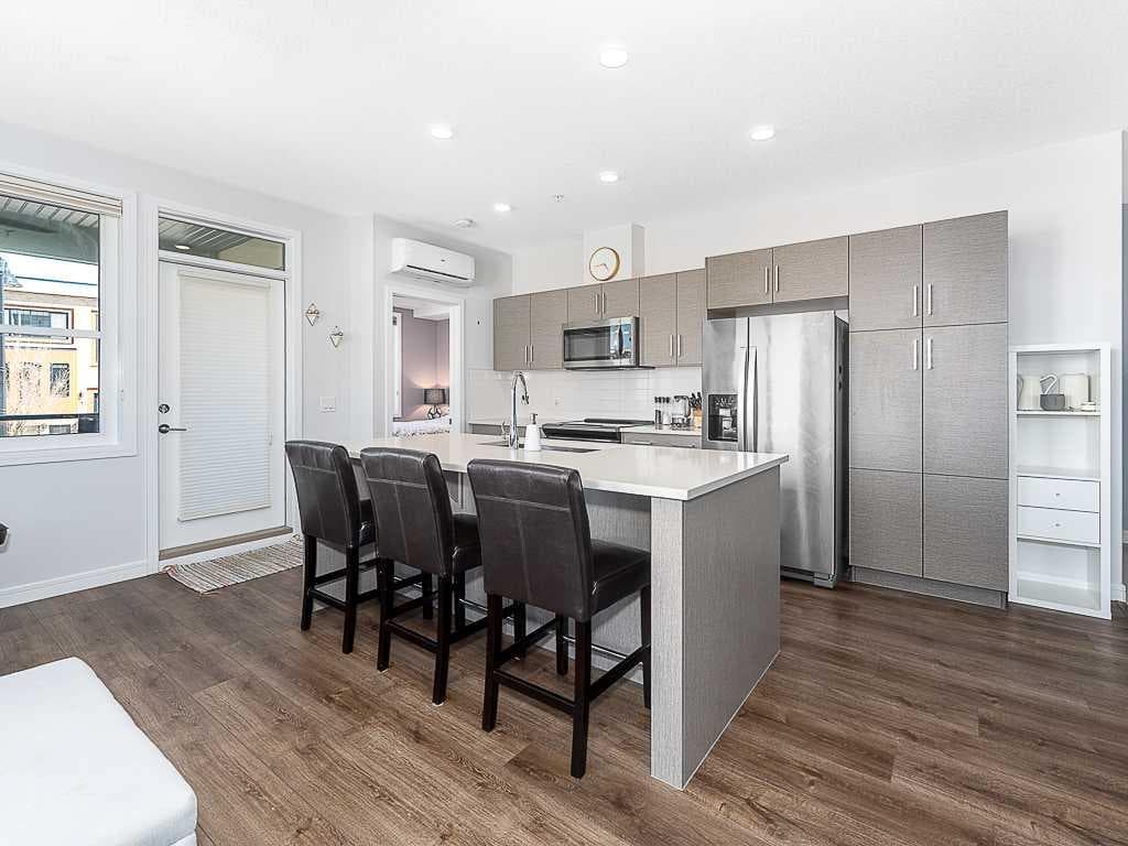2-bed Apartment for sale at 1202, 80 Greenbriar Place NW, Calgary
