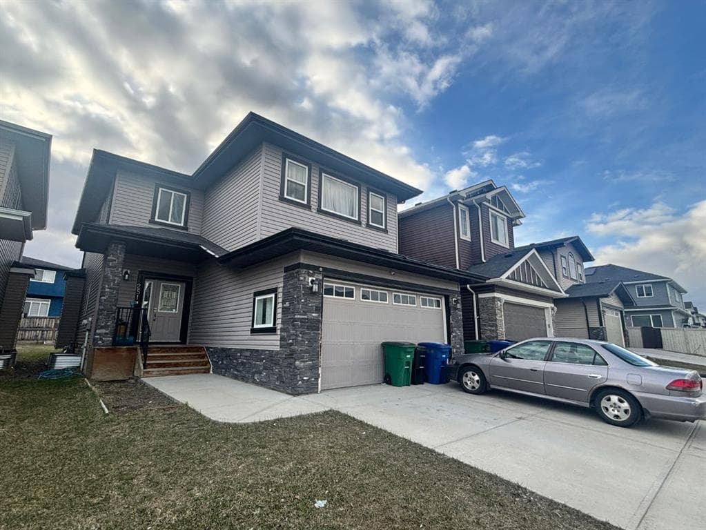 251 Bayview Street SW — photo 1
